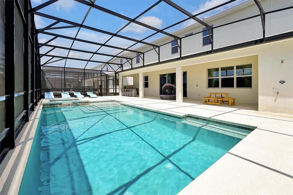 待售: $1,698,800 (15 贝兹, 15 浴室, 6249 平方英尺)