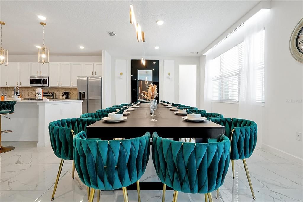 待售: $1,698,800 (15 贝兹, 15 浴室, 6249 平方英尺)