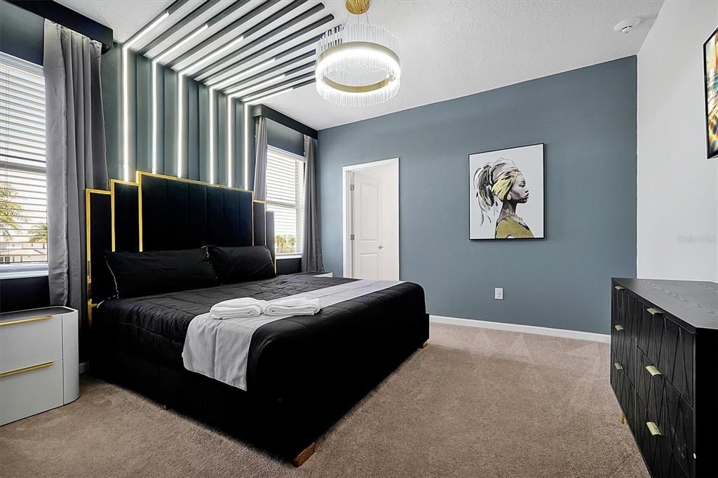 待售: $1,698,800 (15 贝兹, 15 浴室, 6249 平方英尺)