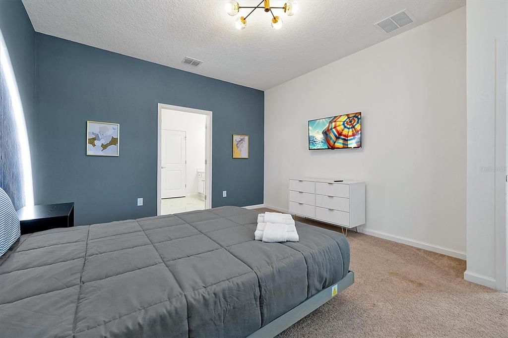 待售: $1,698,800 (15 贝兹, 15 浴室, 6249 平方英尺)