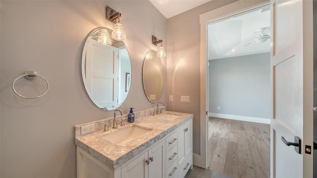 待售: $11,900,000 (5 贝兹, 5 浴室, 4591 平方英尺)