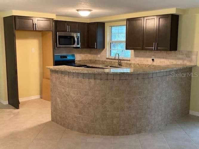 For Sale: $965,000 (6 beds, 2 baths, 3808 Square Feet)