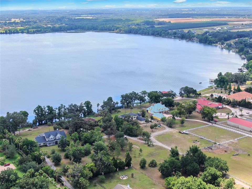 待售: $1,050,000 (5 贝兹, 4 浴室, 3005 平方英尺)