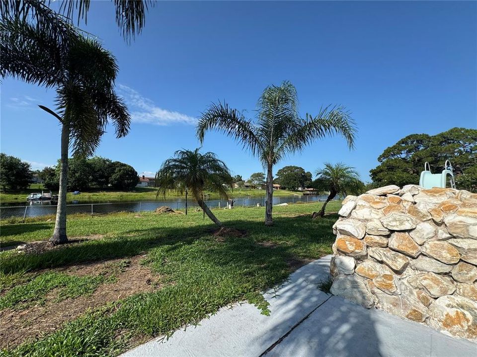 For Sale: $359,000 (3 beds, 3 baths, 1975 Square Feet)