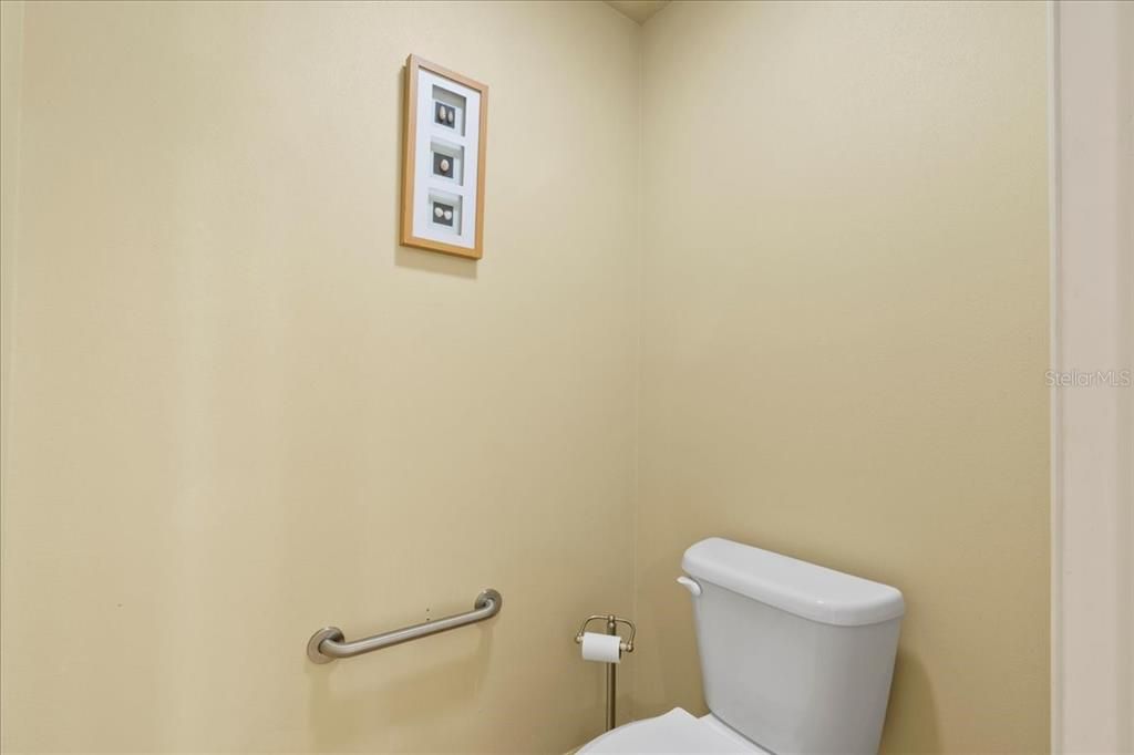 合同活跃: $274,000 (3 贝兹, 2 浴室, 1620 平方英尺)