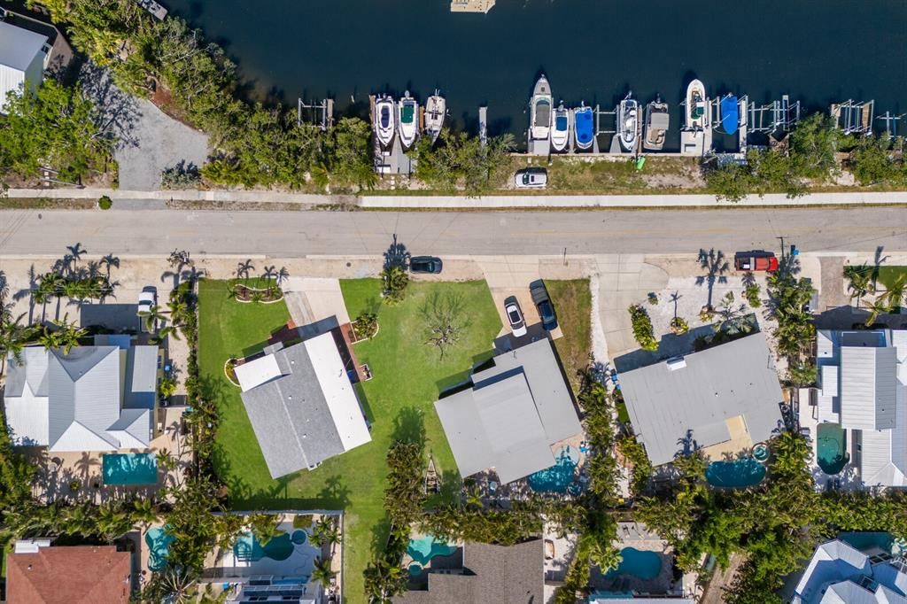 合同活跃: $997,000 (3 贝兹, 2 浴室, 1612 平方英尺)