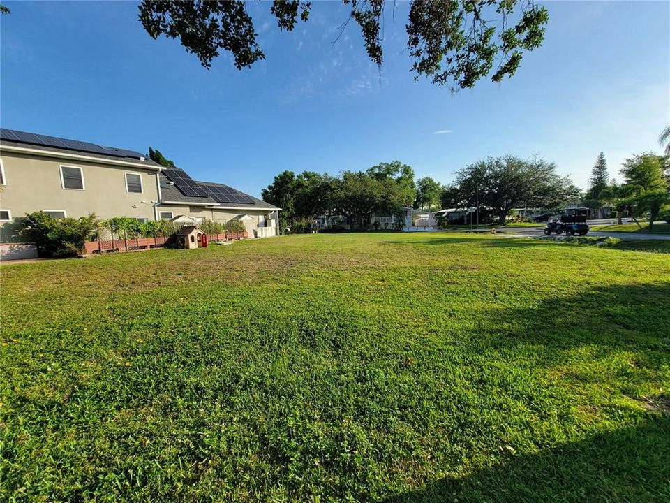 For Sale: $175,000 (0.14 acres)