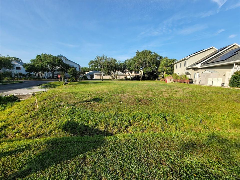 For Sale: $175,000 (0.14 acres)