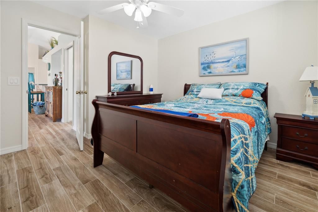 В аренду: $4,900 (2 спален, 2 ванн, 1348 Квадратных фут)
