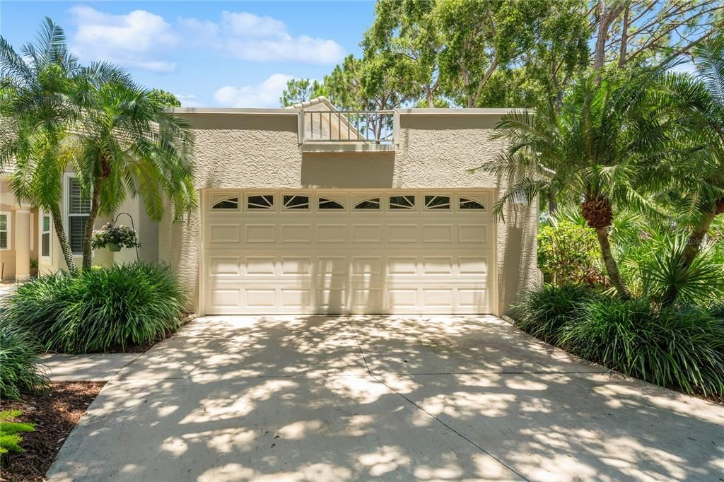 Под контрактом: $870,000 (3 спален, 3 ванн, 2085 Квадратных фут)