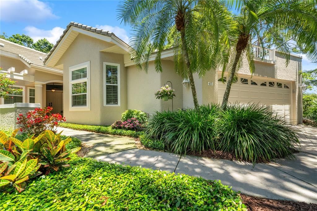 Под контрактом: $870,000 (3 спален, 3 ванн, 2085 Квадратных фут)