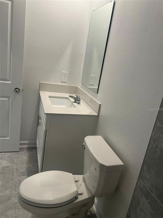 Под контрактом: $2,400 (3 спален, 2 ванн, 1797 Квадратных фут)