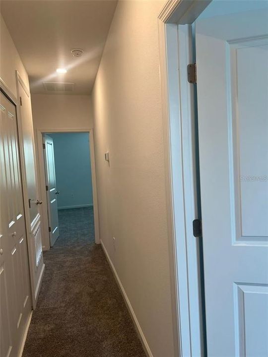 Под контрактом: $2,400 (3 спален, 2 ванн, 1797 Квадратных фут)