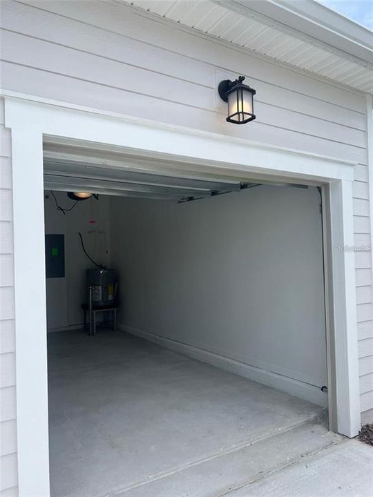 Под контрактом: $2,400 (3 спален, 2 ванн, 1797 Квадратных фут)