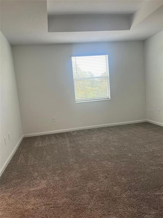 Под контрактом: $2,400 (3 спален, 2 ванн, 1797 Квадратных фут)