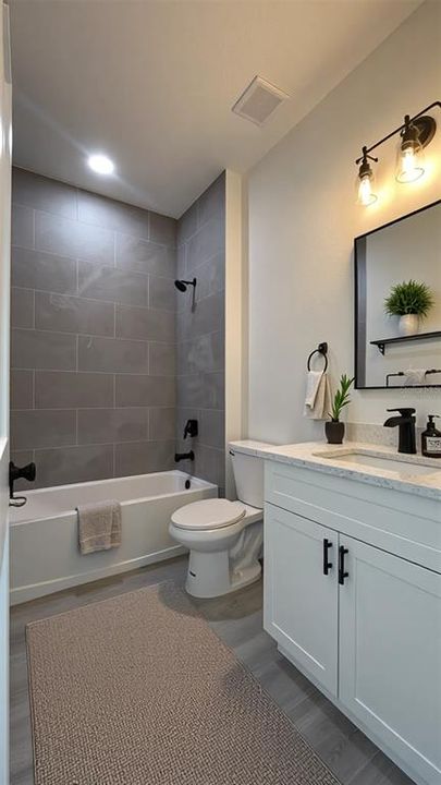 合同活跃: $279,900 (4 贝兹, 2 浴室, 1774 平方英尺)