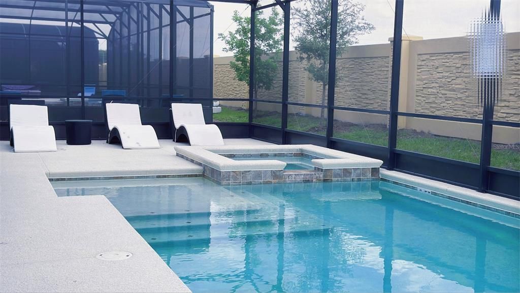 На продажу: $1,750,000 (15 спален, 15 ванн, 6374 Квадратных фут)