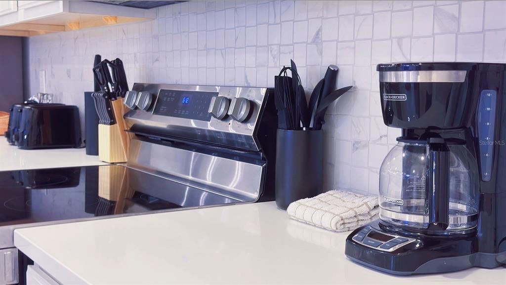 На продажу: $1,750,000 (15 спален, 15 ванн, 6374 Квадратных фут)