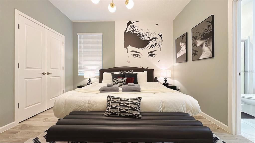 На продажу: $1,750,000 (15 спален, 15 ванн, 6374 Квадратных фут)