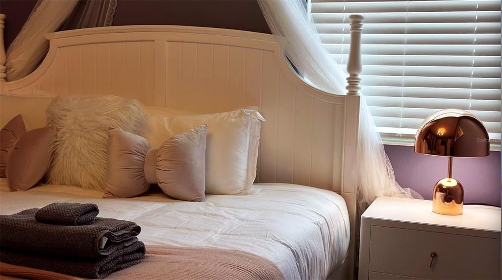 На продажу: $1,750,000 (15 спален, 15 ванн, 6374 Квадратных фут)