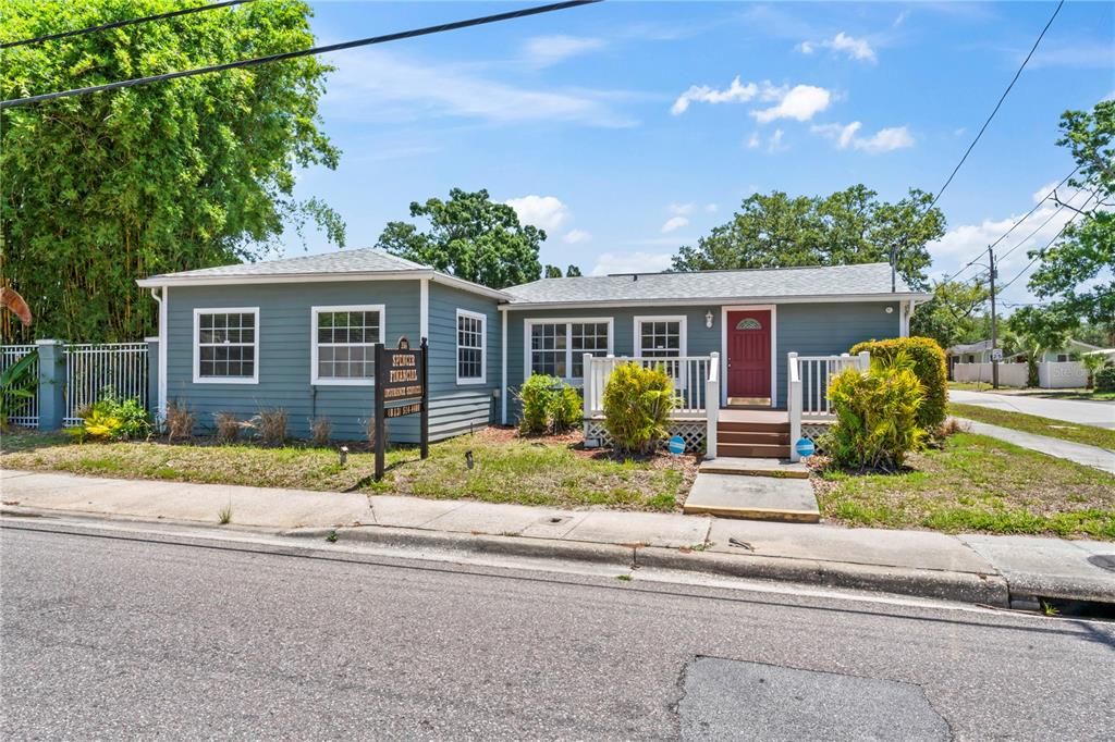 最近售出: $925,000 (0 贝兹, 0 浴室, 1981 平方英尺)