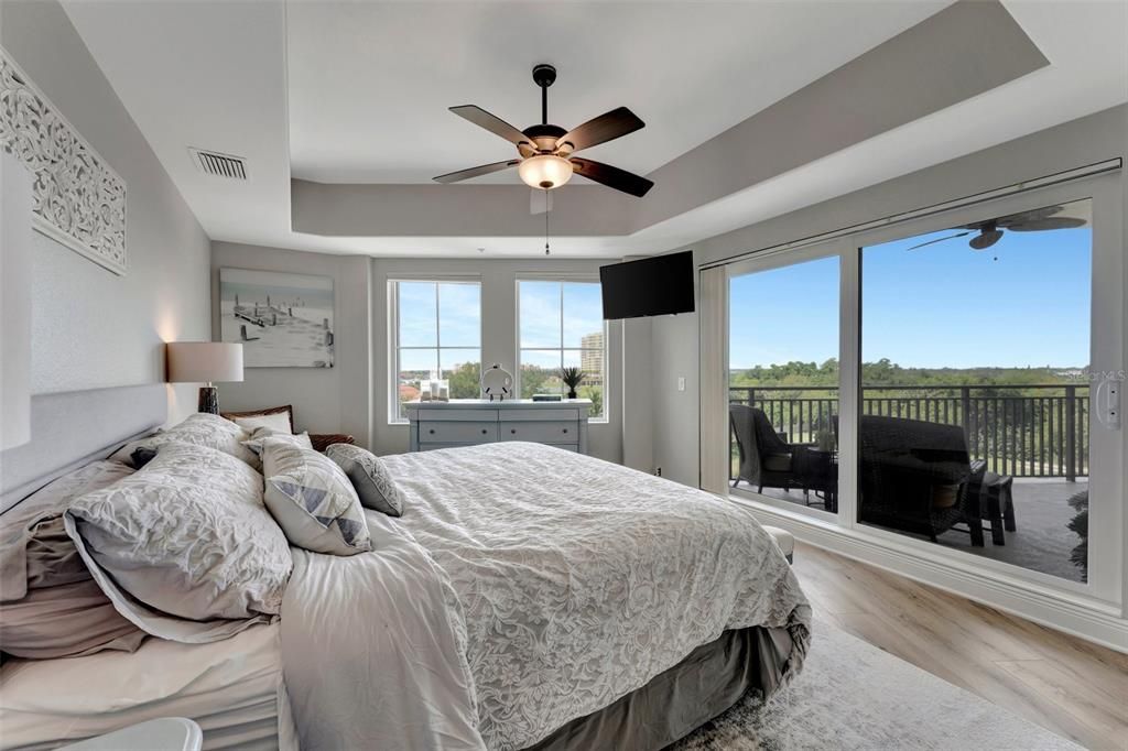 En Venta: $599,000 (3 camas, 2 baños, 2225 Pies cuadrados)