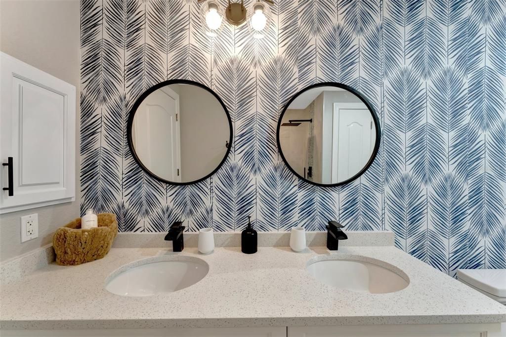 En Venta: $599,000 (3 camas, 2 baños, 2225 Pies cuadrados)