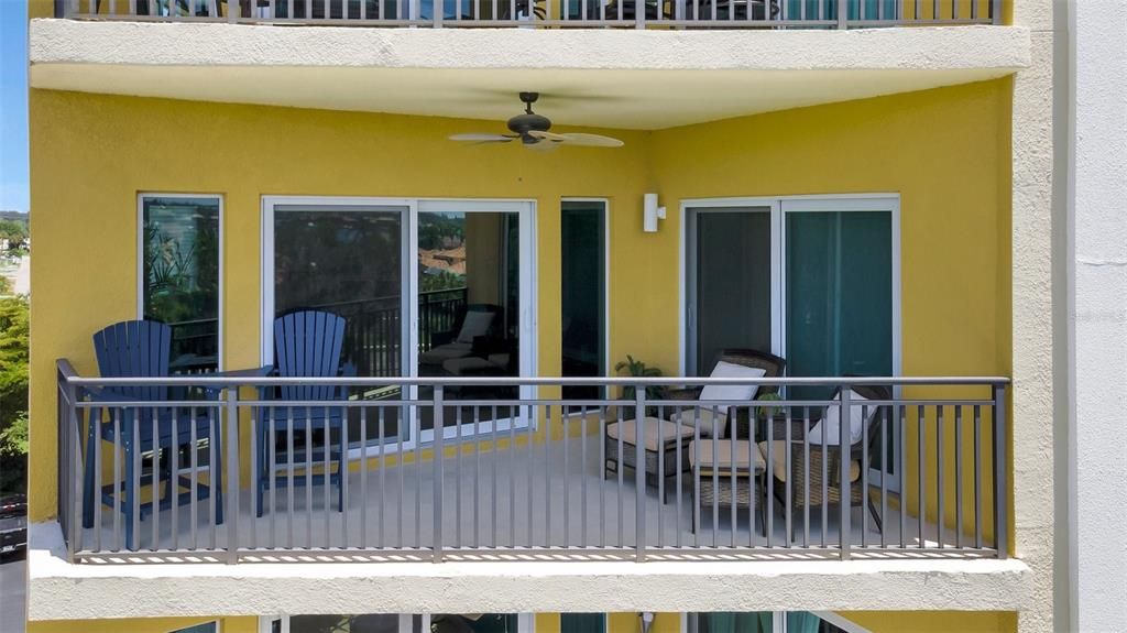 En Venta: $599,000 (3 camas, 2 baños, 2225 Pies cuadrados)