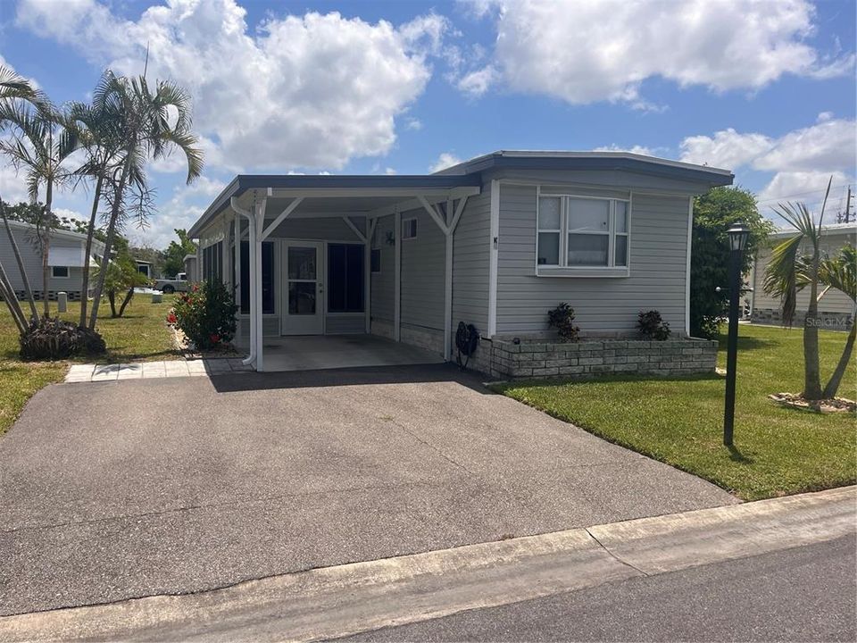 最近售出: $85,000 (3 贝兹, 2 浴室, 792 平方英尺)