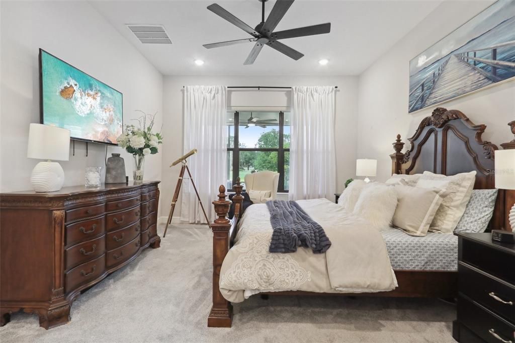 For Sale: $575,000 (3 beds, 2 baths, 1971 Square Feet)