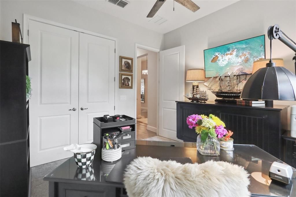 For Sale: $575,000 (3 beds, 2 baths, 1971 Square Feet)