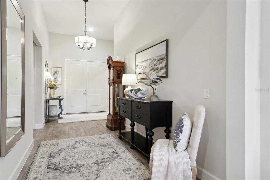 For Sale: $575,000 (3 beds, 2 baths, 1971 Square Feet)