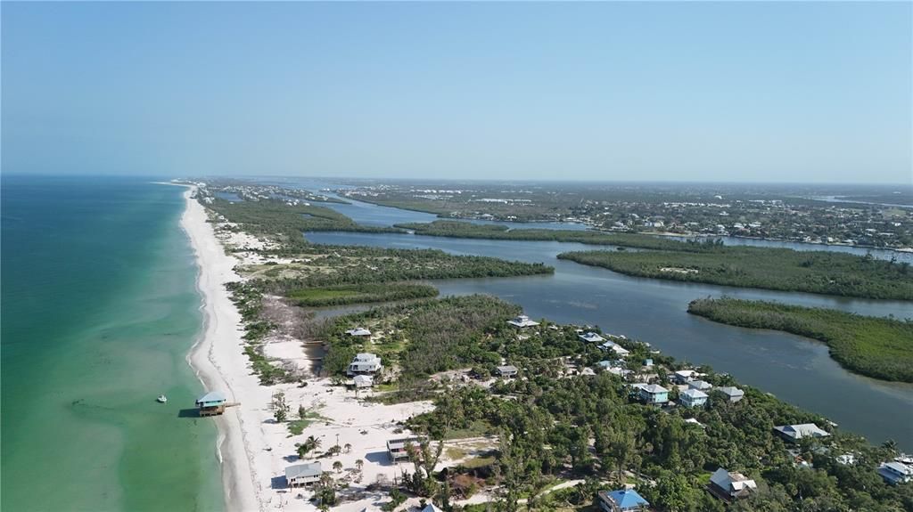 待售: $399,900 (0.03 acres)