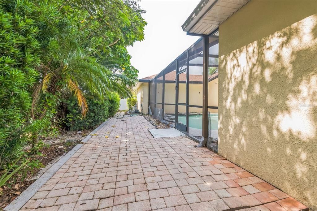 For Sale: $449,900 (3 beds, 2 baths, 1820 Square Feet)