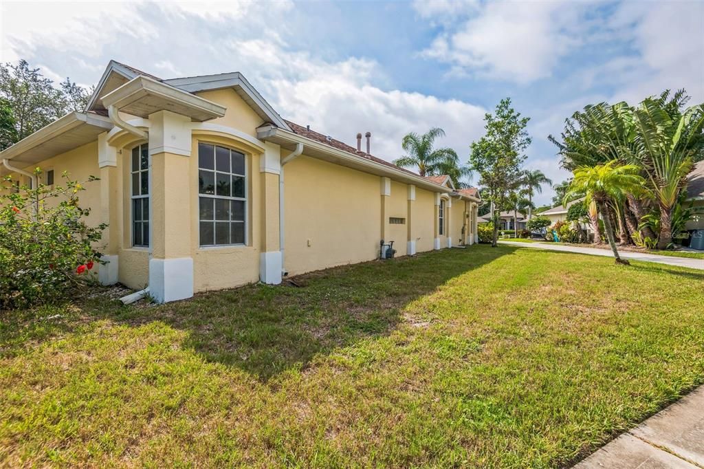 For Sale: $449,900 (3 beds, 2 baths, 1820 Square Feet)