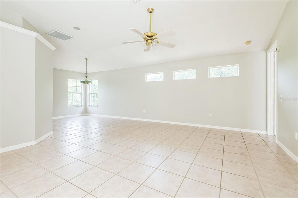 For Sale: $449,900 (3 beds, 2 baths, 1820 Square Feet)