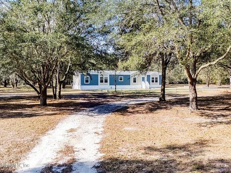 Недавно продано: $381,900 (4 спален, 2 ванн, 2387 Квадратных фут)