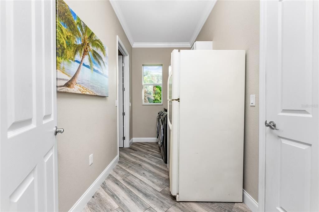 For Sale: $1,640,000 (3 beds, 3 baths, 2454 Square Feet)