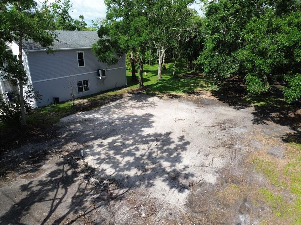 待售: $199,000 (0.26 acres)