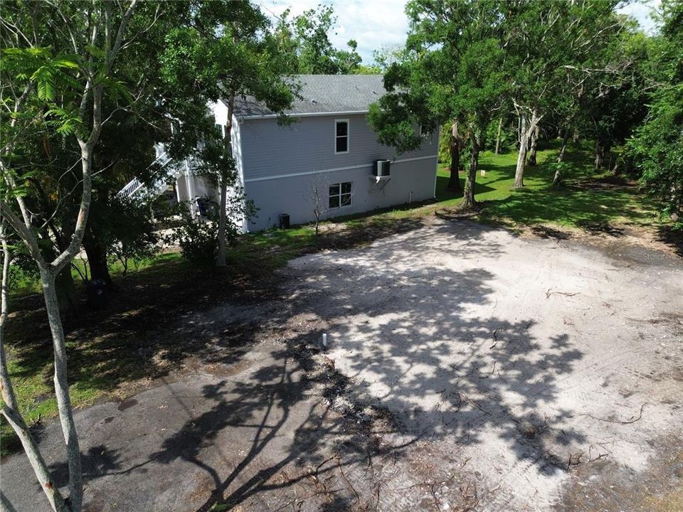 待售: $199,000 (0.26 acres)