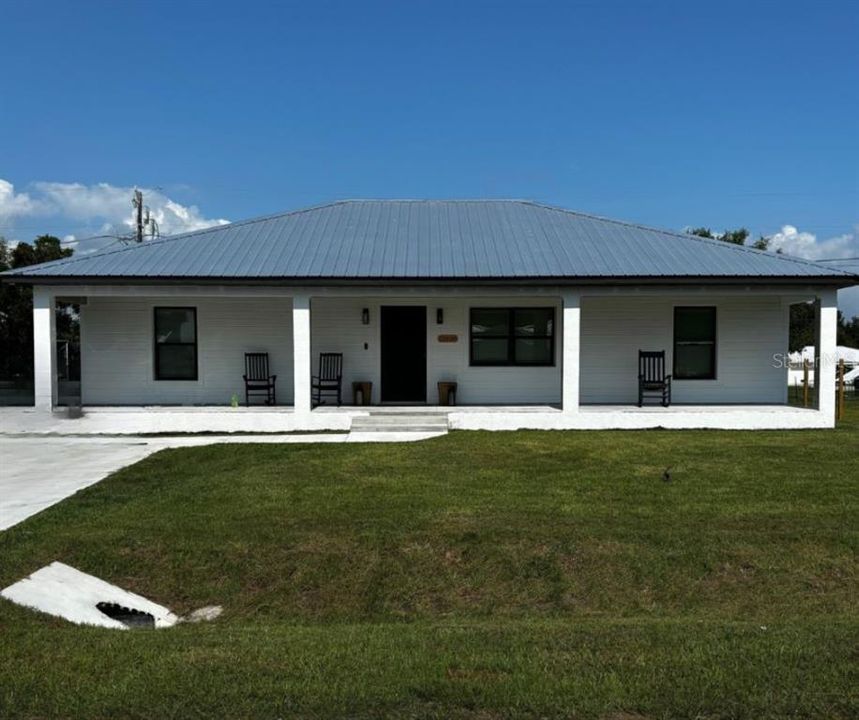 Recently Sold: $329,000 (3 beds, 2 baths, 1400 Square Feet)