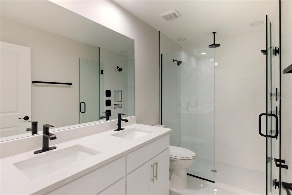 Active With Contract: $359,900 (4 beds, 2 baths, 1809 Square Feet)