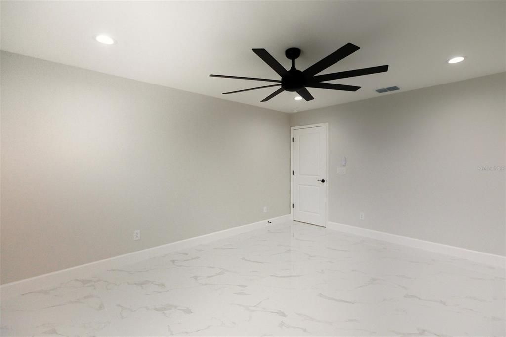 Active With Contract: $359,900 (4 beds, 2 baths, 1809 Square Feet)