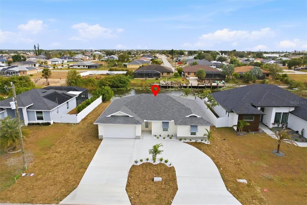 Active With Contract: $359,900 (4 beds, 2 baths, 1809 Square Feet)