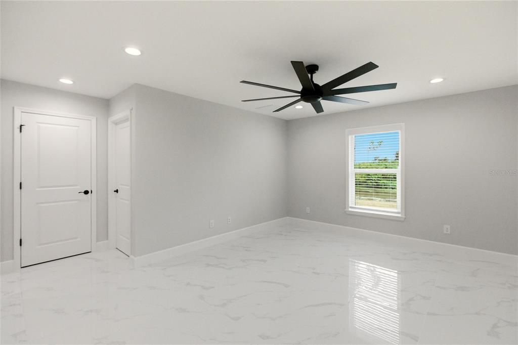 Active With Contract: $359,900 (4 beds, 2 baths, 1809 Square Feet)