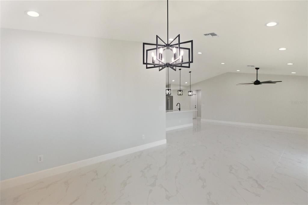 Active With Contract: $359,900 (4 beds, 2 baths, 1809 Square Feet)