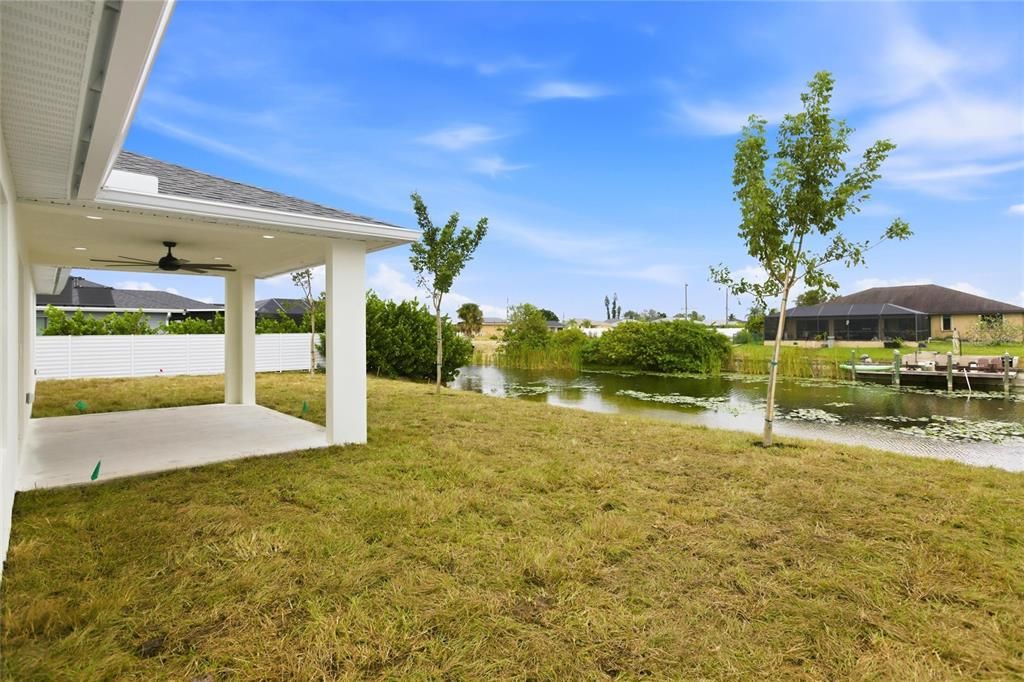 Active With Contract: $359,900 (4 beds, 2 baths, 1809 Square Feet)