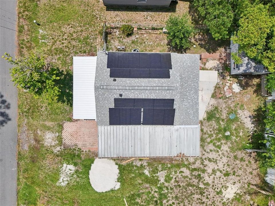 For Sale: $255,000 (2 beds, 1 baths, 704 Square Feet)