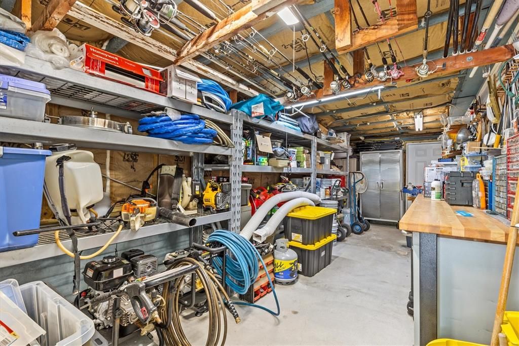 For Sale: $999,000 (4 beds, 3 baths, 2980 Square Feet)