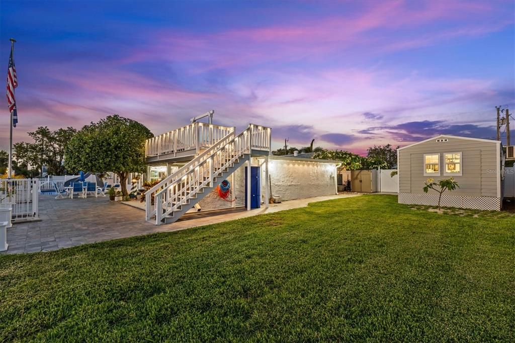 For Sale: $999,000 (4 beds, 3 baths, 2980 Square Feet)